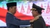 Presiden Jokowi Anugerahkan Jenderal Bintang Empat kepada Prabowo 