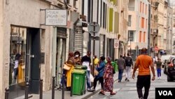 Paris' Goutte d'or neighborhood, home to a melting pot of nationalities. (Lisa Bryant/VOA)