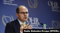 Christian Schmidt objavljuje odluku o izmjenama Izbornog zakona u BiH, Sarajevo, 27. juli 2022.