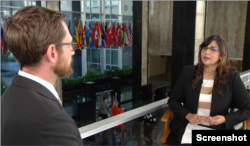 مونا کاظم شاہ وائس آف امریکہ کے لیے افغانستان کے لیے امریکہ کے خصوصی نمائندے اور نائب معاون وزیر خارجہ تھامس ویسٹ سے انٹرویو کر رہی ہیں۔ 20 اکتوبر 2022