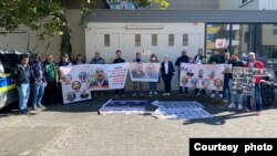 Azərbacyanlı siyasi fəallar Almaniyada aksiya keçirib (Foto DAS təşkilatınındır)