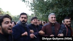 AXCP fəallarının oktyabrın 24-də Bakı Şəhər İcra Hakimiyyətinin binası qarşısında sərbəst toplaşmaq azadlığı tələbi ilə bağlı keçirilən aksiyas, 24 oktyabr, 2022.