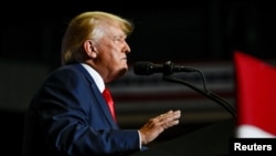 Donald Trump holds rally in Ohio