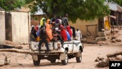 Le nord-ouest et le centre du Nigeria sont la proie de violences de la part de bandes d'hommes armés qui attaquent les villages.