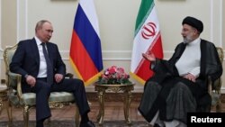 Eron va Rossiya prezidentlarining Tehrondagi uchrashuvi payti