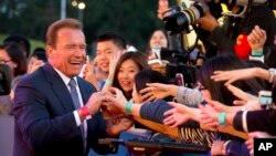 L'acteur et le gouverneur de la Californie Arnold Schwarzenegger à Beijing, le 16 avril 2015. 
