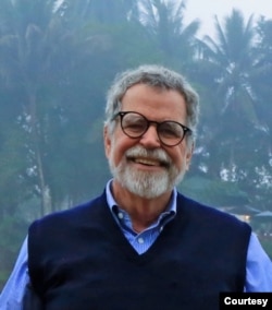 길버트 번햄 교수 (존스홉킨스대학교 홈페이지)