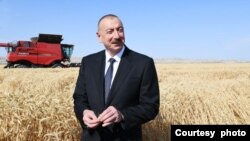 İlham Əliyev (Foto AZƏRTAC-dır)