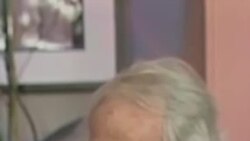 بازنشر انتقاد محمد حیدری از هوشنگ ابتهاج: کمونیست‌ها را دور خودش در رادیو جمع کرد