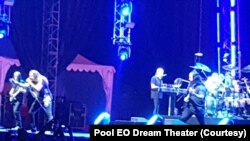 Suasana Konser Dream Theater di Manahan Solo, Rabu malam (10/8). (Foto: Pool EO Dream Theater)