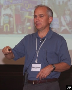 AQSh Demokratiya Institutining Toshkentdagi vakili Klark Pleksiko fikricha har bir o'zgarish o'sha jamiyat xohish-harakatiga bog'liq.