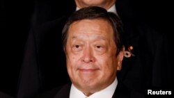 하마다 야스카즈 일본 방위상 (자료사진)