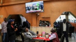 Pourquoi les télévisions kenyanes ont arrêté de diffuser les résultats au compte-gouttes