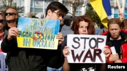 تظاهرات شهروندان مقدونیه علیه تجاوز روسیه به اوکراین