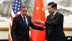 លោក Blinkin បាន​ជួប​លោក Qin និង​លោក Wang Yi នៅ​ក្នុង​ទីក្រុង​ប៉េកាំង​កាលពីថ្ងៃទី១៨ មិថុនា ឆ្នាំ២០២៣។