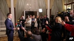 정전협상 러시아 대표단을 이끄는 블라디미르 메딘스키 대통령 보좌관이 개전 나흘 뒤인 지난 2월 28일 벨라루스에서 우크라이나 대표단과 회담 후 브리핑하고 있다. (자료사진)