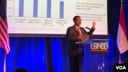 Menteri Koordinator Bidang Kemaritiman Luhut Binsar Pandjaitan di USINDO, Washington D.C., 19 April 2018. (Foto: VOA/Eva Mazrieva)