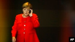 Angela Merkel dobila prvu dozu AstraZeneca vakcine. 