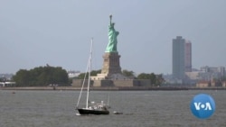 VOA英语视频：纽约市新规定：禁止以侮辱态度称人“非法外国人”