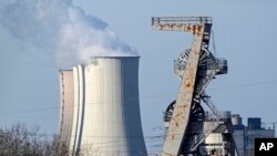 Tambang batu bara di Gelsenkirchen, Jerman, Selasa, 8 Maret 2022. Uni Eropa yang beranggotakan 27 negara menghadapi konsekuensi ekonomi langsung yang jauh lebih kuat daripada AS akibat invasi Rusia ke Ukraina (AP/Martin Meissner, File)