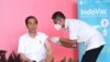 Presiden Jokowi menerima booster COVID-19 kedua atau dosis ke-4 menggunakan vaksin IndoVac buatan Pt Bio Farma, di Istana Kepresidenan Bogor, Jawa Barat, Kamis (24/11) (Biro Setpres)