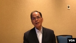 资料照片：目前是台湾立法院院长的游锡堃2019年9月14日在无公职身份时到华盛顿近郊参加台湾人公共事务会活动并接受美国之音专访。(美国之音锺辰芳拍摄）