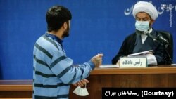 İnqilab Məhkəməsi