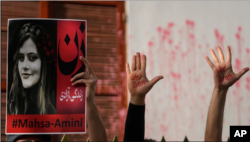 زن، زندگی، آزادی - مهسا امینی - پوستر