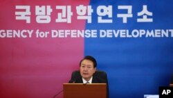 29일 윤석열 한국 대통령이 대전 국방과학연구소에서 연설하고 있다.