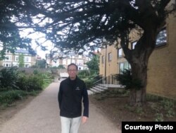 许成钢在伦敦（许成钢提供）