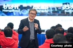 位于上海的交通大学中国发展研究所副所长方宝庆(照片提供:方宝庆)