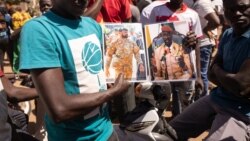 Mamady Doumbouya reçu à Bamako par Assimi Goïta