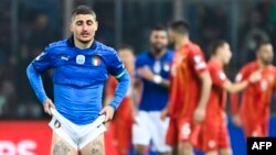 Le milieu de terrain italien, Marco Verratti, déçu après la défaite de son pays face à la Macédoine du Nord, Italie, le 24 mars 2022.