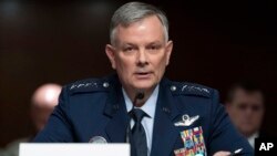 글렌 밴허크 미군 북부사령관이 24일 상원 군사위 청문회에 출석했다.