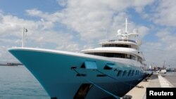 Jahta koja pripada Dmitriju Pumpjanskom