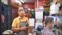 วิโรจน์ ศิริรณรงค์ , Thai-American voter in Los Angeles, CA.