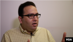 美国之音波斯语组的执行编辑曼扎普尔