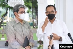 Kepala Badan Otorita IKN Bambang Susantono bersama Wakil Kepala Badan Otorita IKN Dhony Rahajoe. (BPMI Setpres/Twitter @setkabgiod)