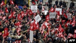 Cent-seize députés ont voté en faveur d'un projet de loi visant à annuler les mesures exceptionnelles prises par le président.