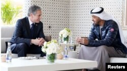 AQSh davlat kotibi Abu-Dabi valiahd shahzodasi bilan Marokashda uchrashmoqda