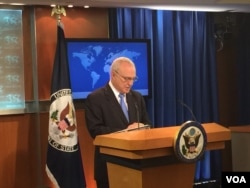 美国务院负责国际宗教自由的无任所大使萨珀斯坦 (美国之音莉雅拍摄)