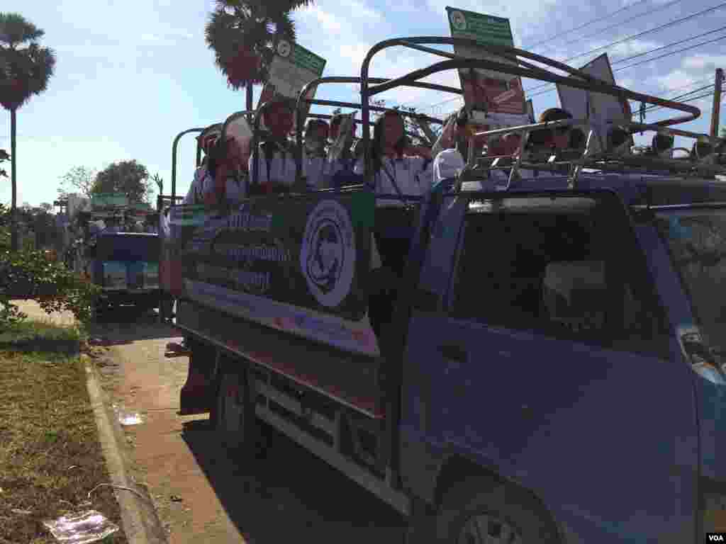 Unicef and the Cambodian government have launched a campaign to promote better health for children and newborns.