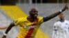 Seko Fofana du RC Lens célèbre son but lors du match contre Bordeaux au stade Bollaert-Delelis, à Lens, le 13 février 2022.