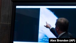 Scott Bray, directeur adjoint du renseignement naval américain, lors d'une audition du Congrès sur les "phénomènes aériens non identifiés", au Capitole, mardi 17 mai 2022.