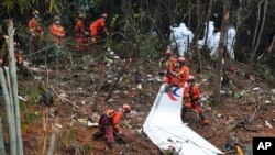 سقوط هواپیمای مسافربری چینی