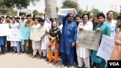 په پیښور کې د افغان هنرمندانو مظاهره