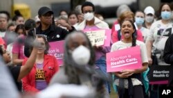 Новото правило забранува да се откријат заштитени здравствени информации поврзани со репродуктивното здравје