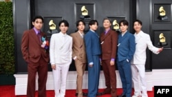 Kelompok K-pop terkenal BTS asal Korea Selatan akan diundang ke Gedung Putih minggu depan. 