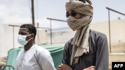 "C'est le Far West, tout le monde va là-bas parce qu'il y a de l'or, donc il y a des conflits", regrette le ministre tchadien de la Communication.