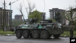 Proruske snage blizu čeličane Azovstal u Marijupolju (Foto: AP)